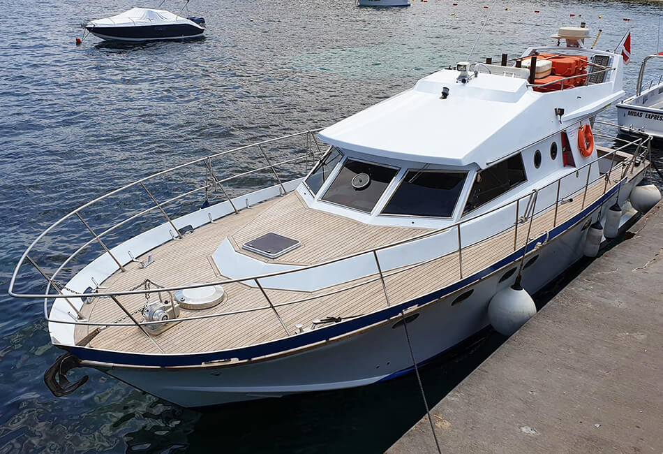 43 Ft Motor Cruiser - Malta – compare prices of most boats 